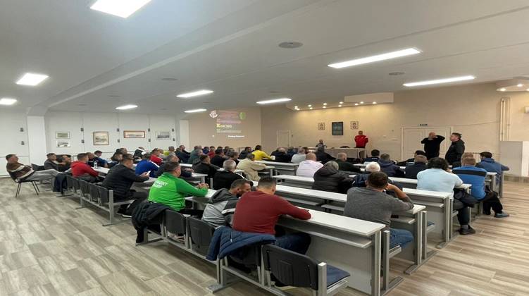 REDOVNI  SEMINAR ZA OBNOVU UEFA LICENCI